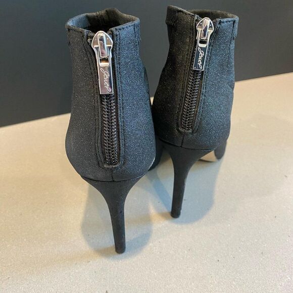 Jewel Badgley Mischka Margarita Peep Toe Heel Booties Glittery Black Size 5.5 - Picture 3 of 6